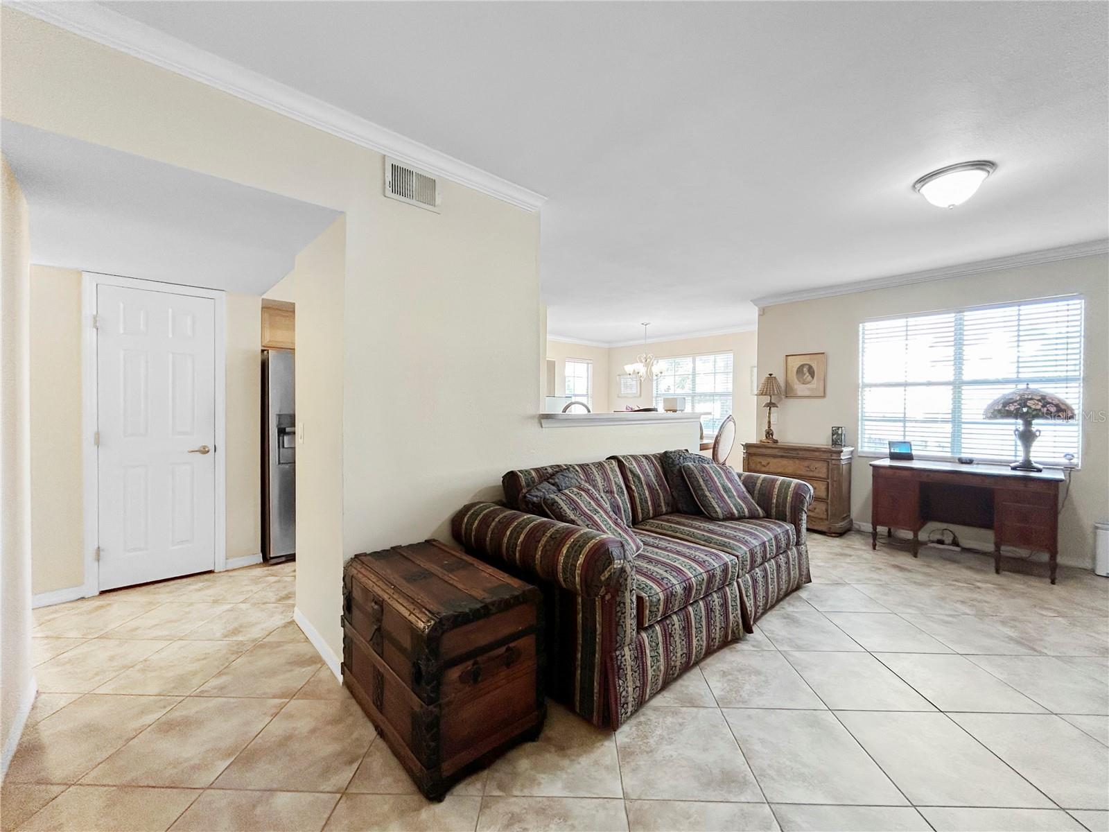 1025 VILLAGIO CIR #101 — photo 6