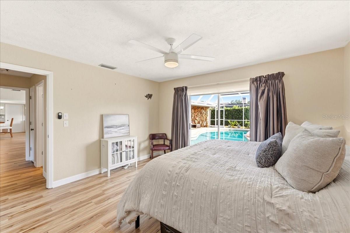 413 SIGNORELLI DR — photo 28