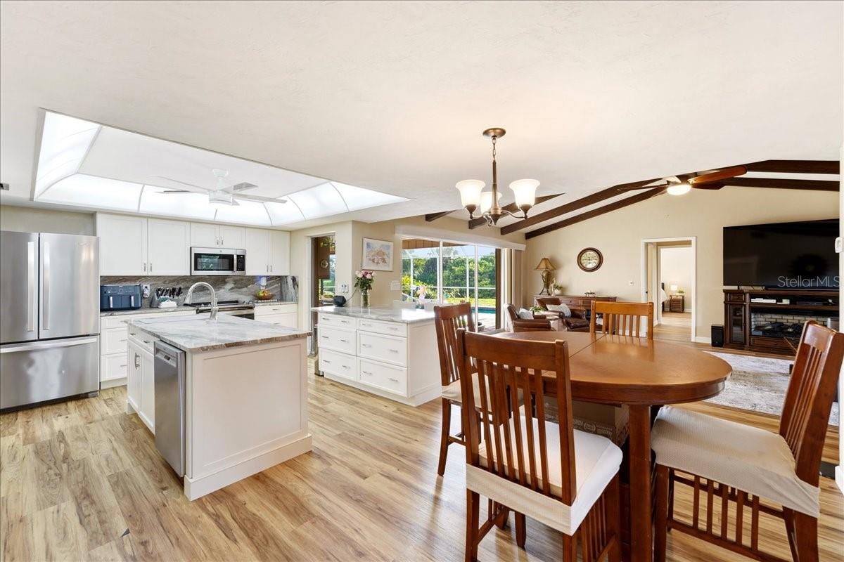 413 SIGNORELLI DR — photo 16