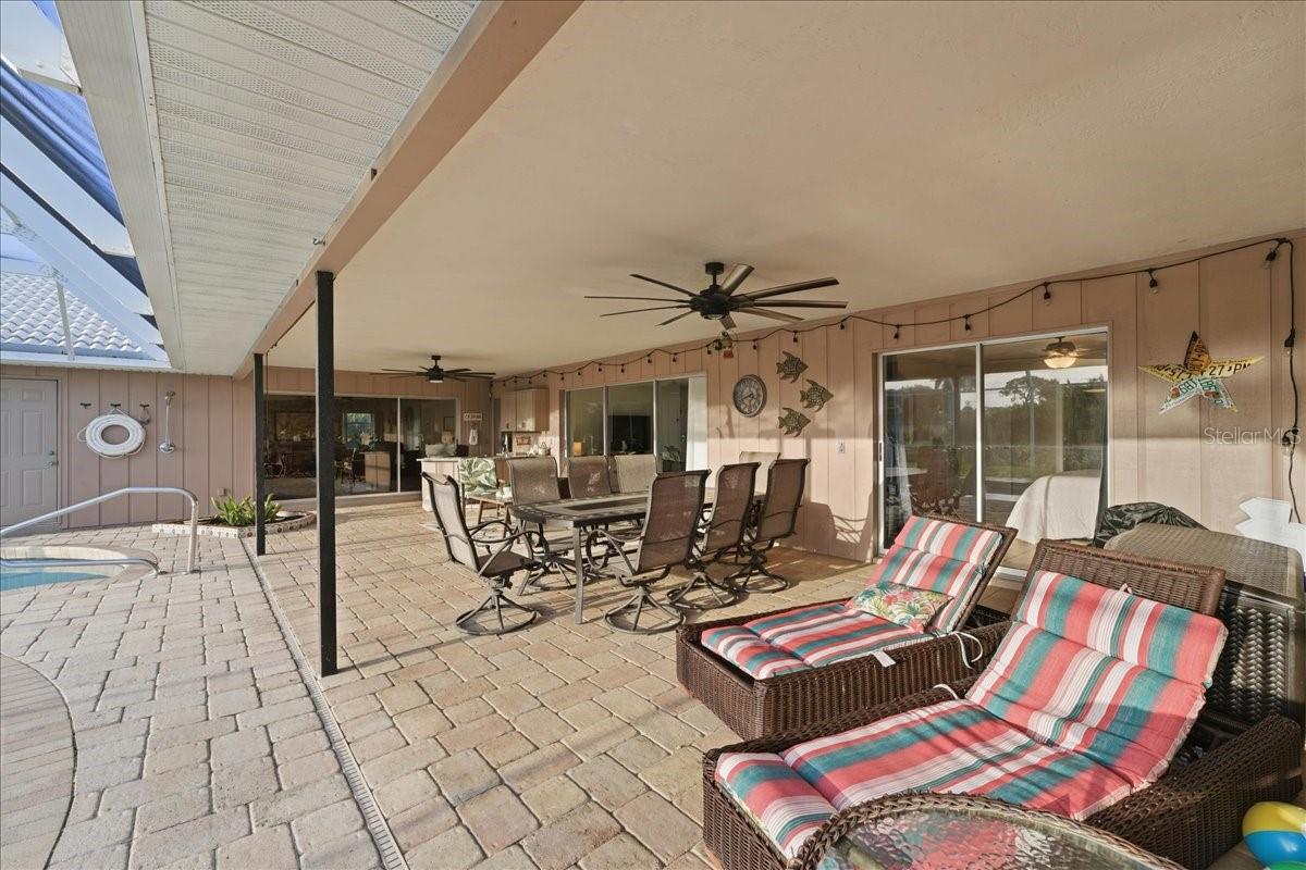 413 SIGNORELLI DR — photo 37