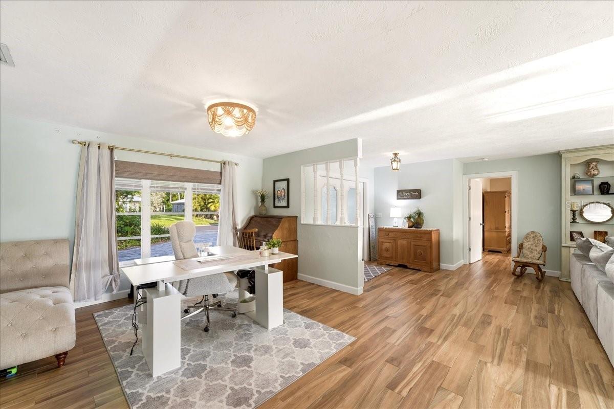 413 SIGNORELLI DR — photo 12