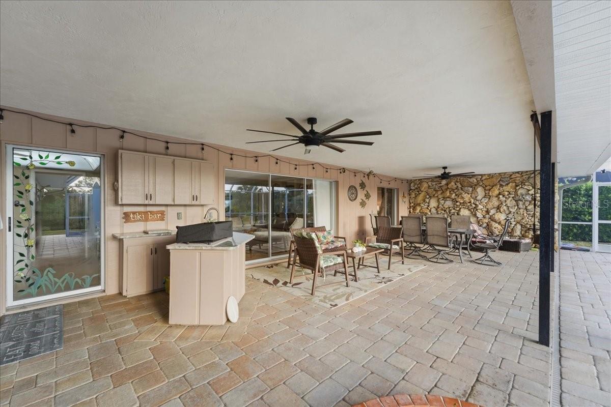 413 SIGNORELLI DR — photo 36