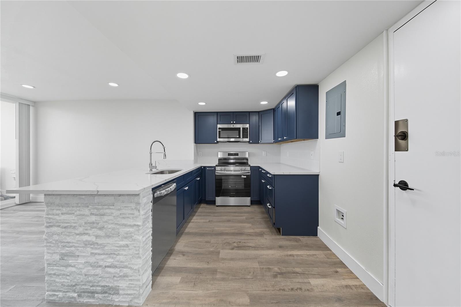 4015 BAYSHORE BLVD #7C — photo 19