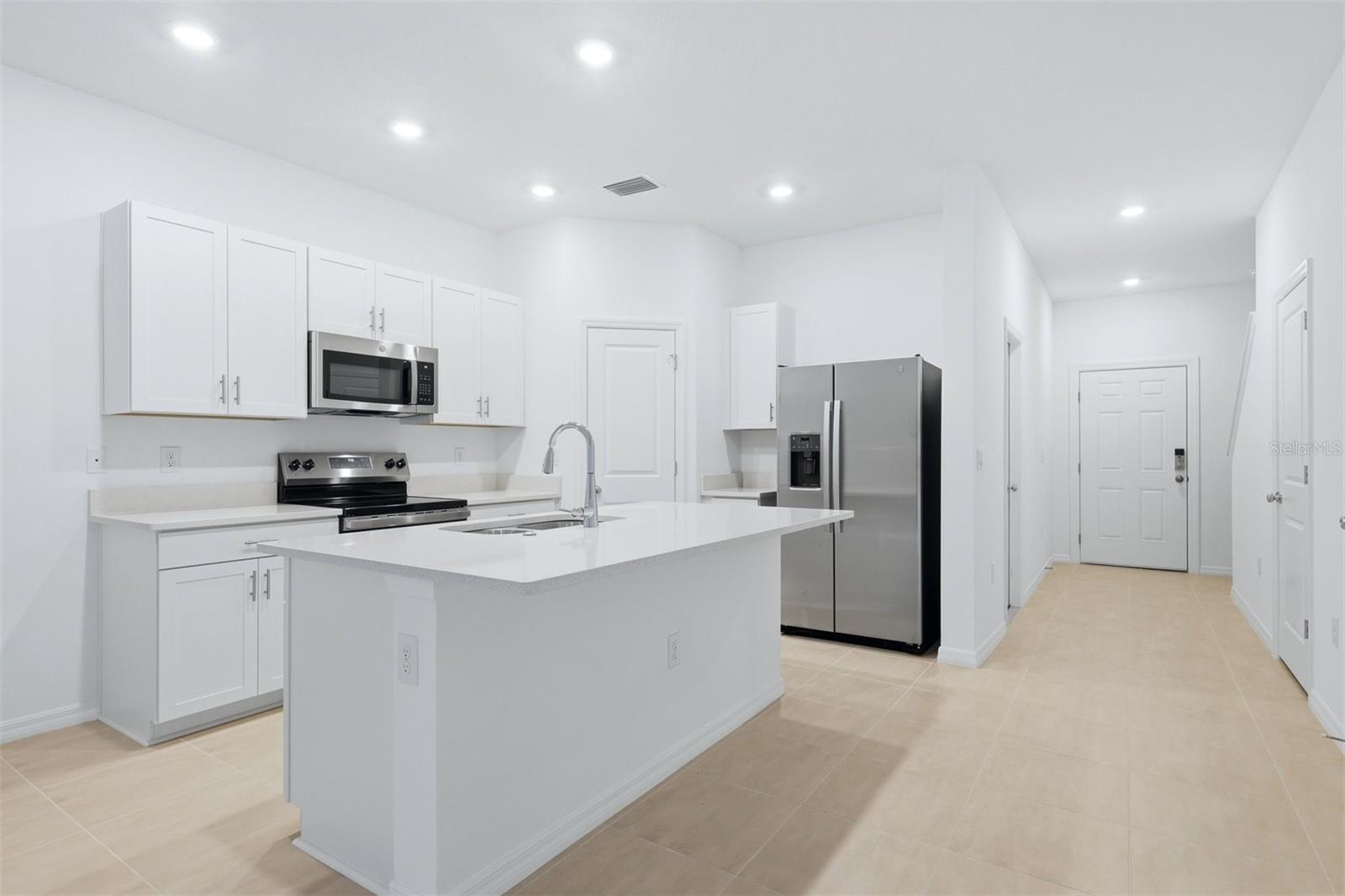 8417 LUNAR SKYE ST — photo 7