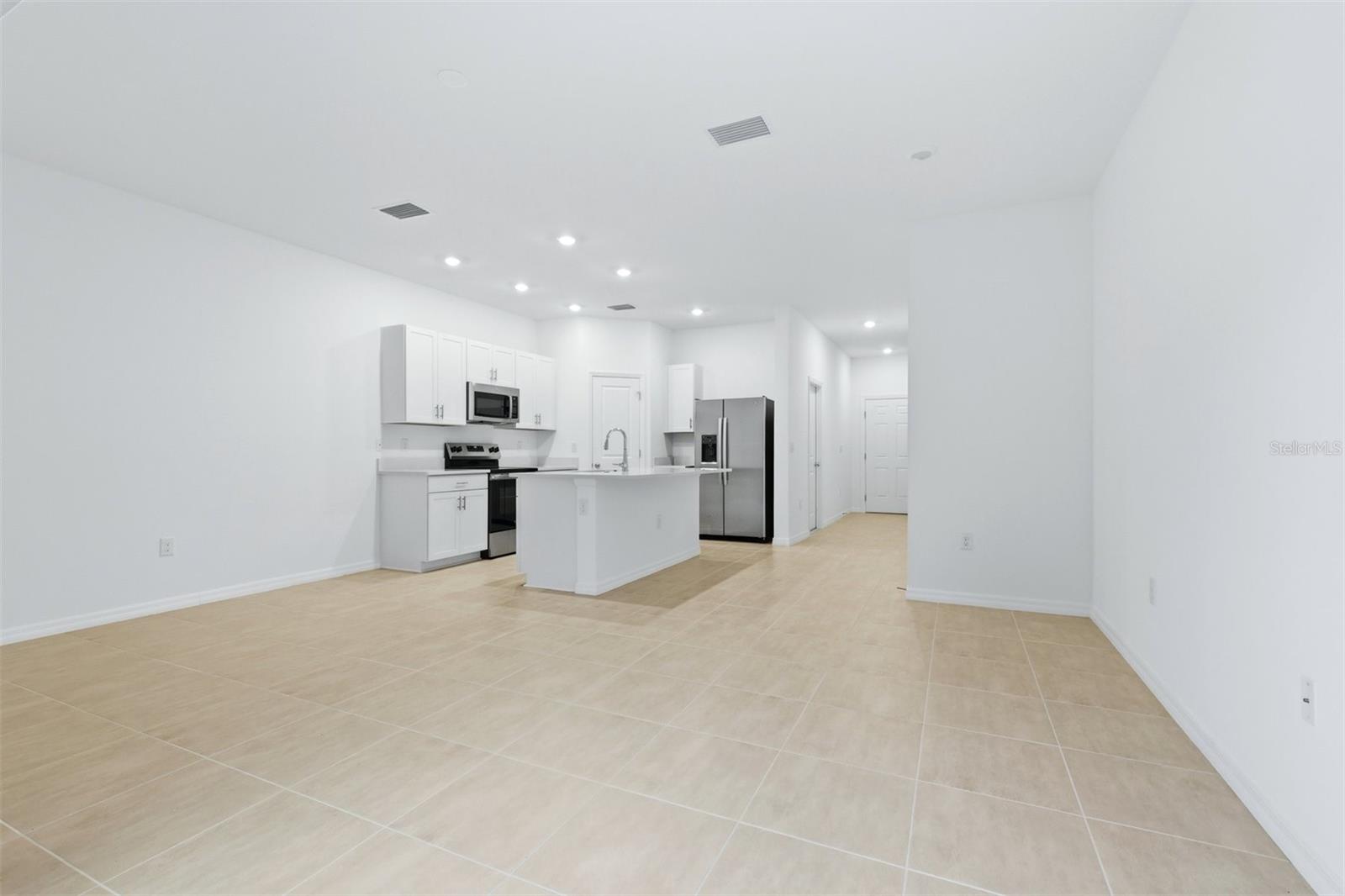 8417 LUNAR SKYE ST — photo 12