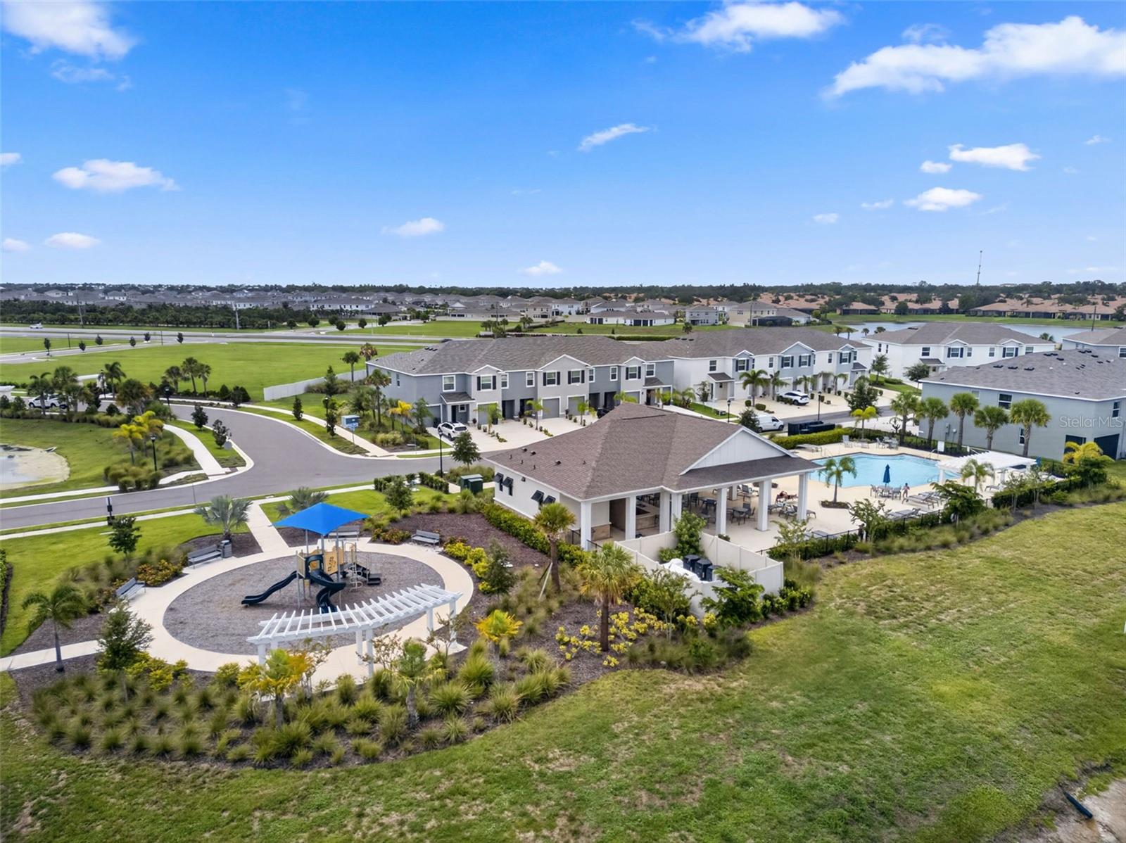 369 MANGROVE SHADE CIR — photo 46
