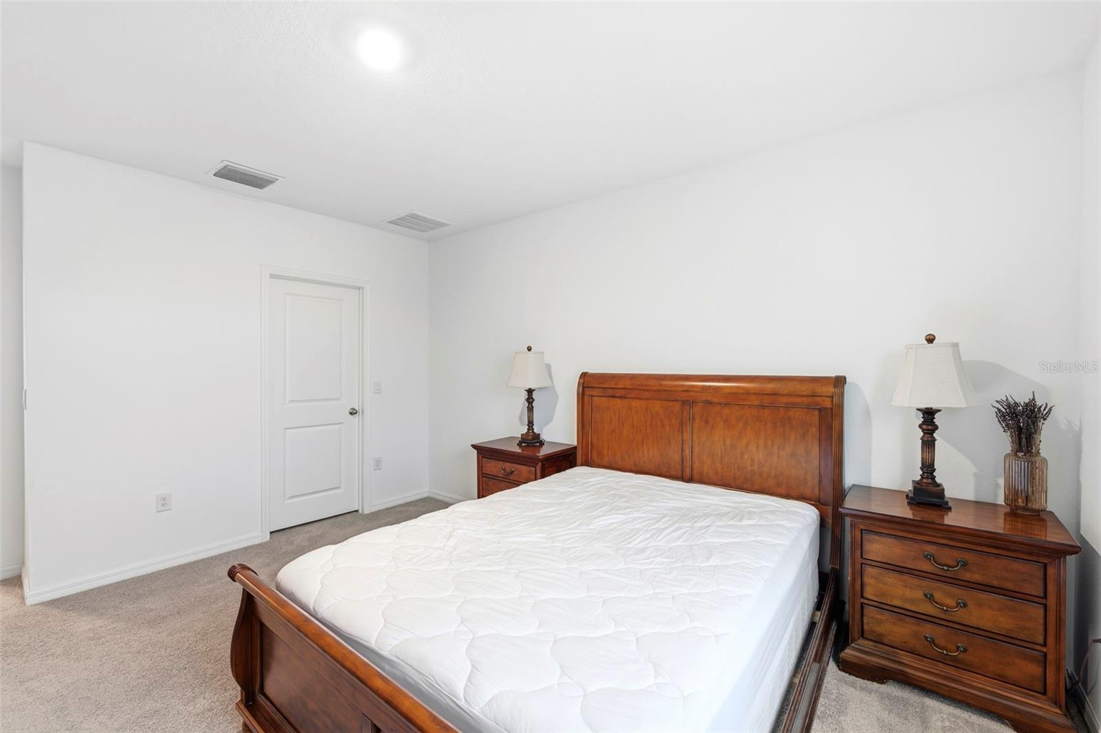 369 MANGROVE SHADE CIR — photo 29