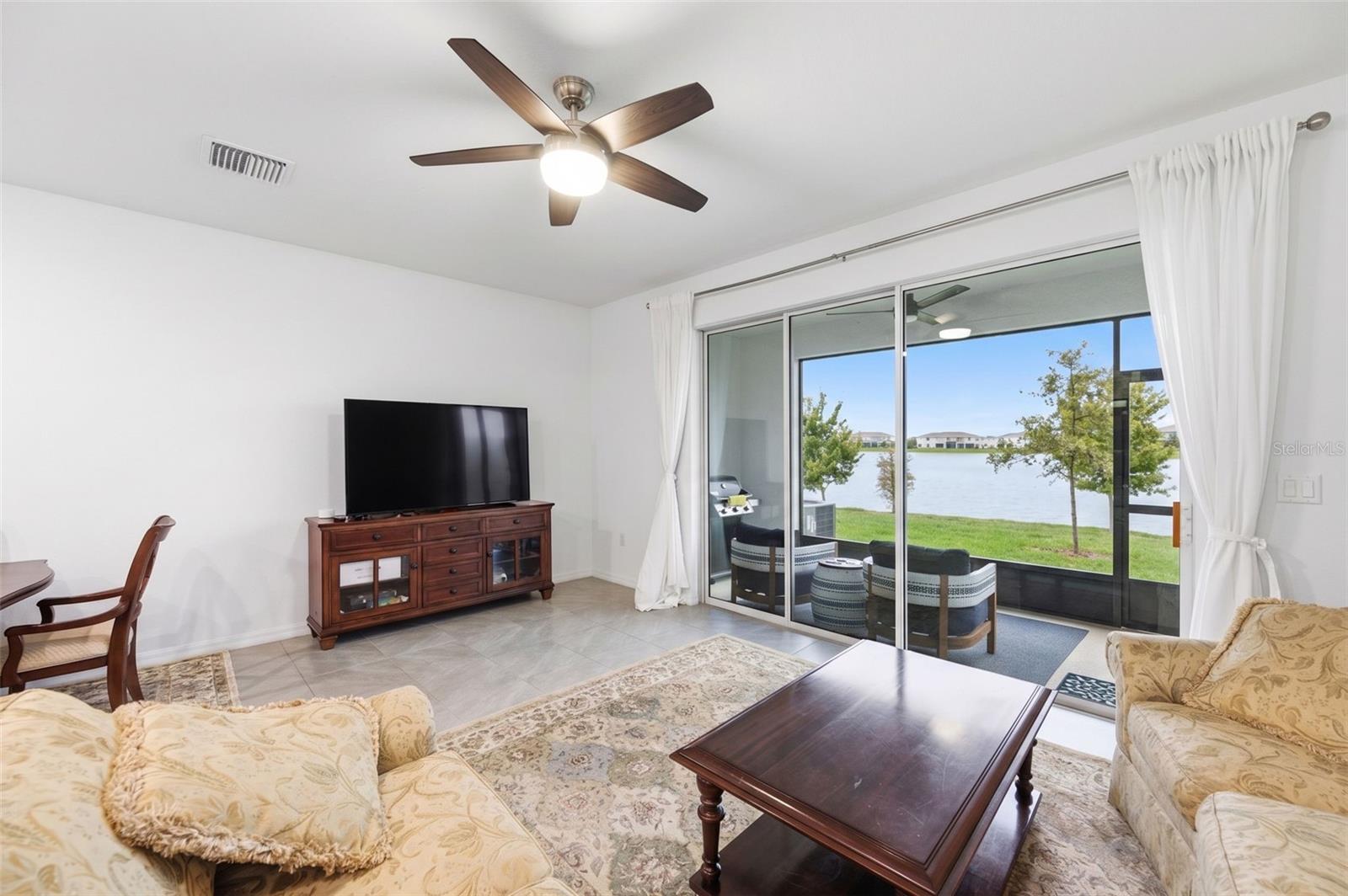 369 MANGROVE SHADE CIR — photo 13
