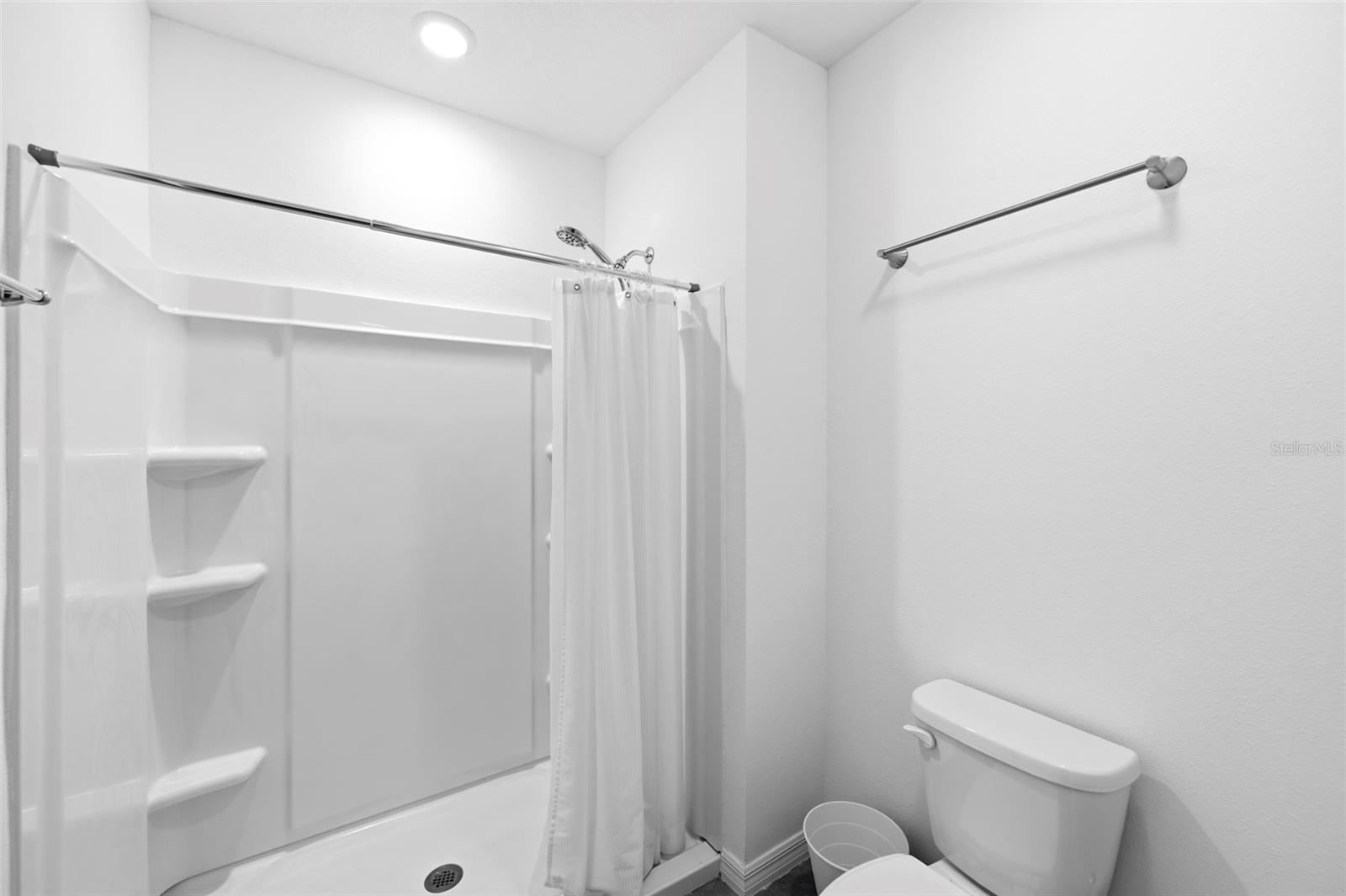 369 MANGROVE SHADE CIR — photo 32