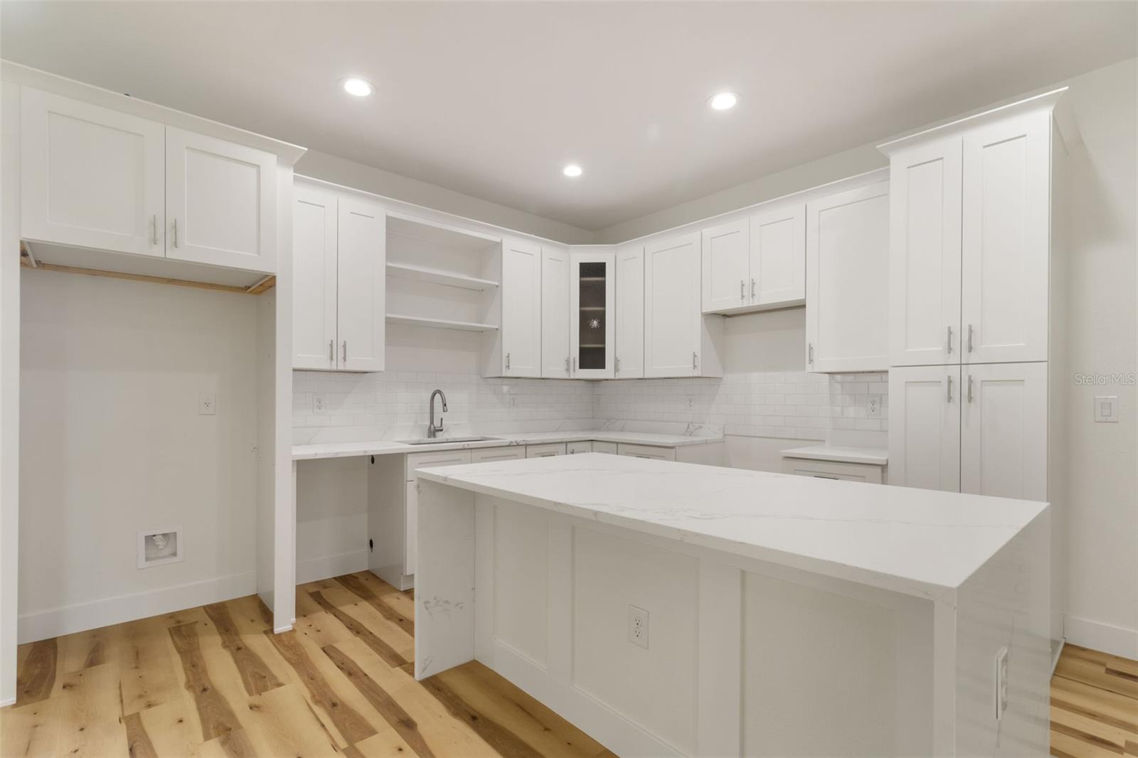 8580 W PRICE BLVD — photo 19