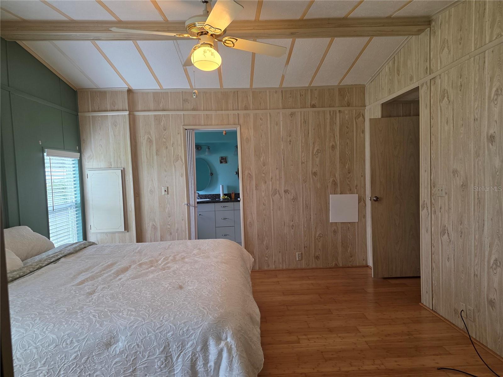 37747 SILVER PINES AVE — photo 34