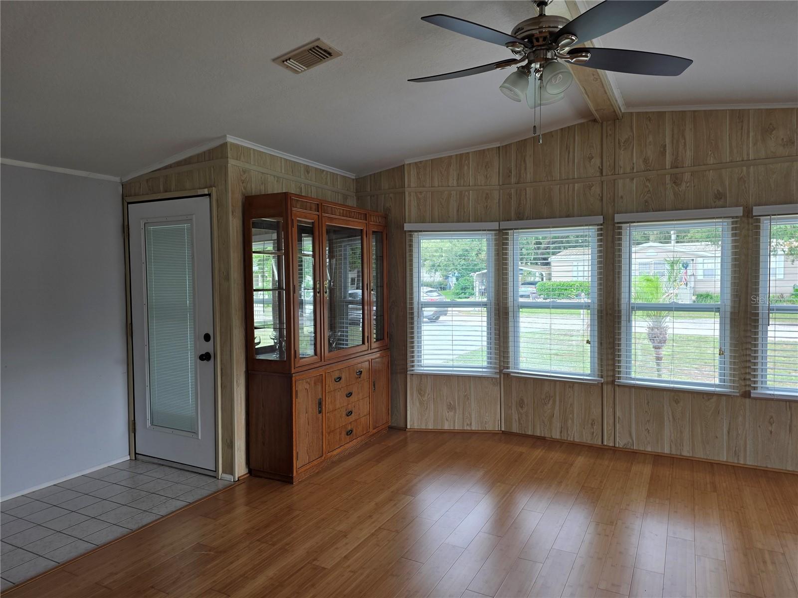 37747 SILVER PINES AVE — photo 15