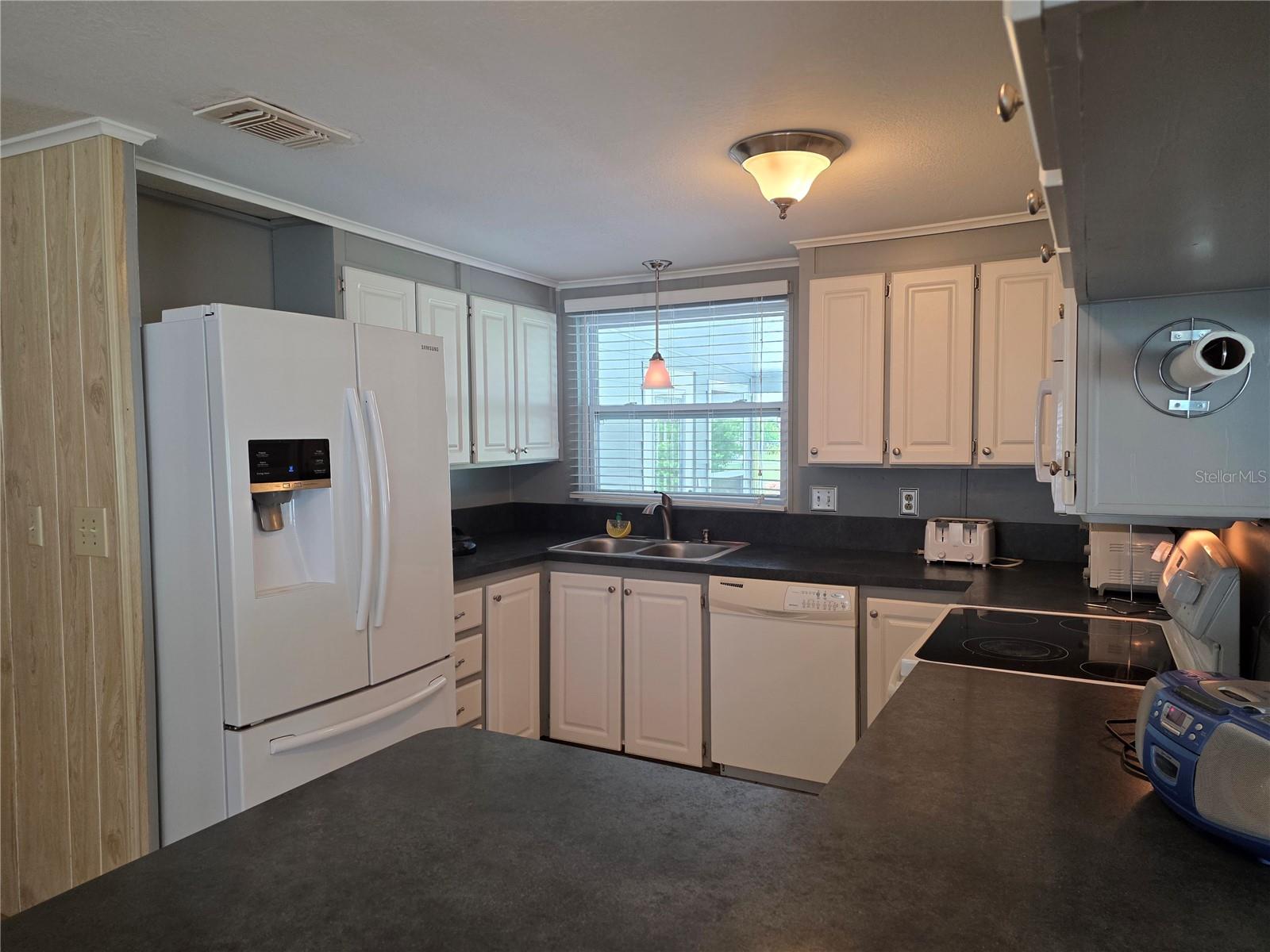 37747 SILVER PINES AVE — photo 9