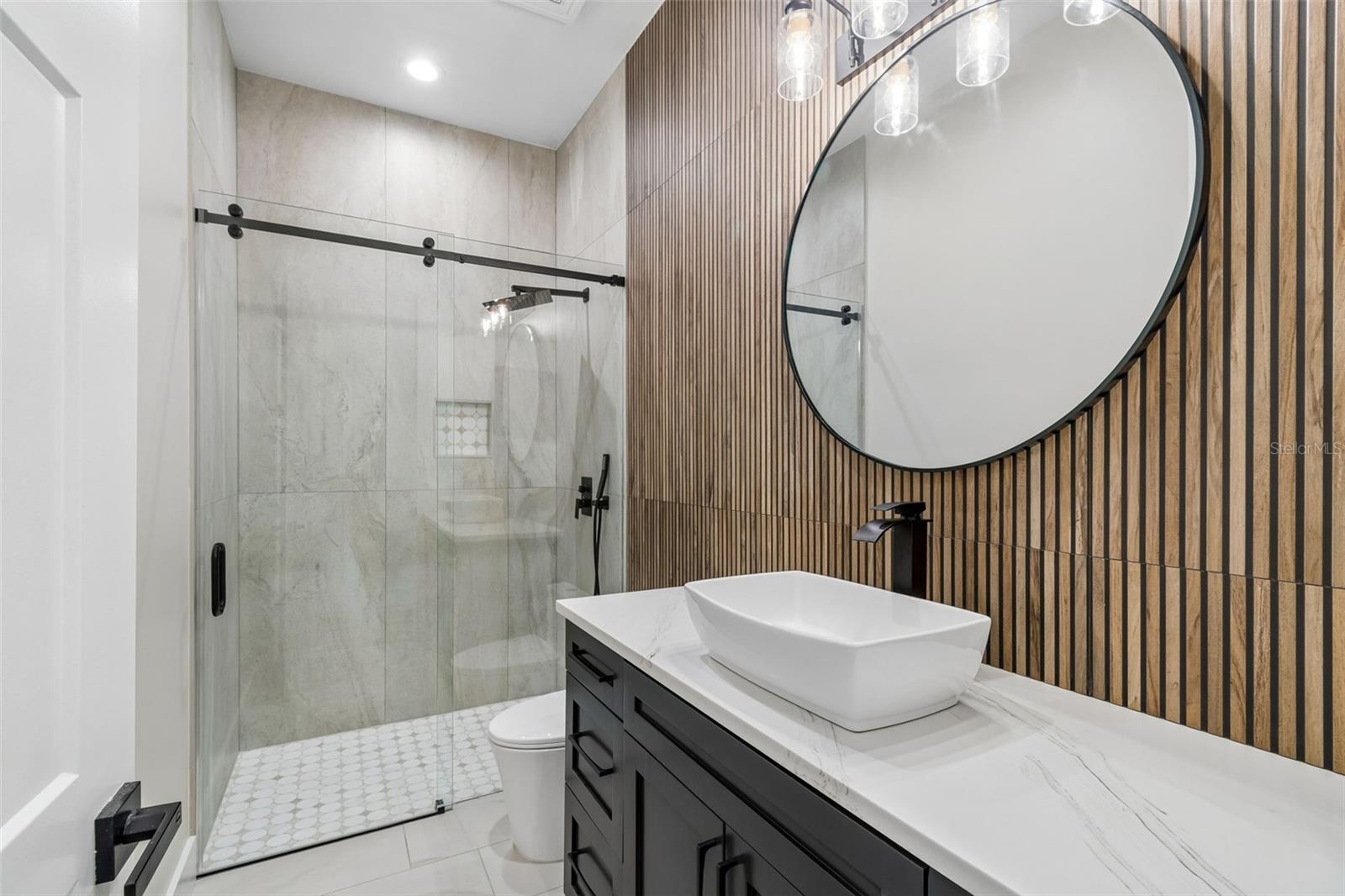 12000 GOLDEN VALLEY DR — photo 28