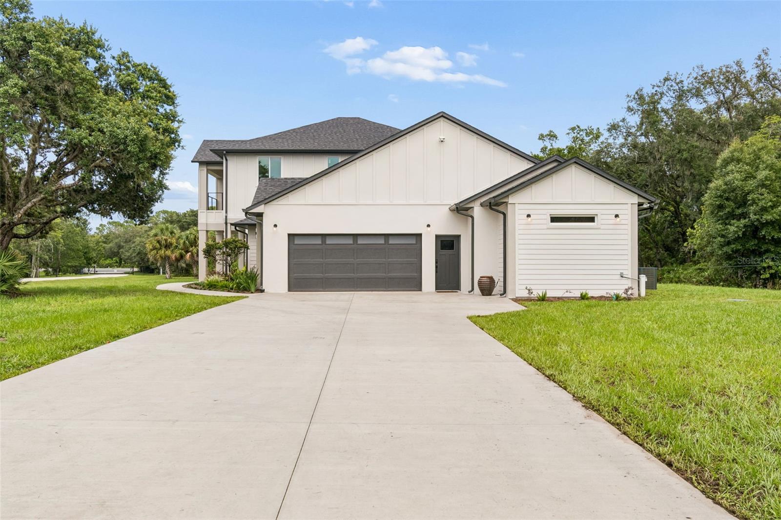 12000 GOLDEN VALLEY DR — photo 41