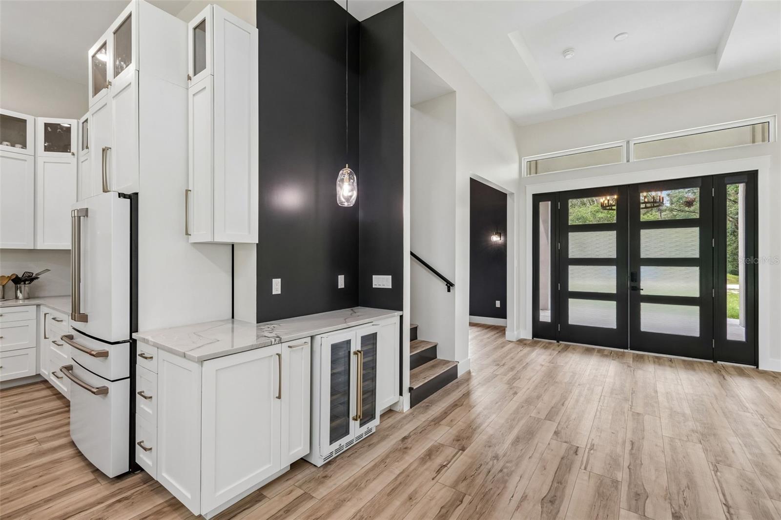 12000 GOLDEN VALLEY DR — photo 12