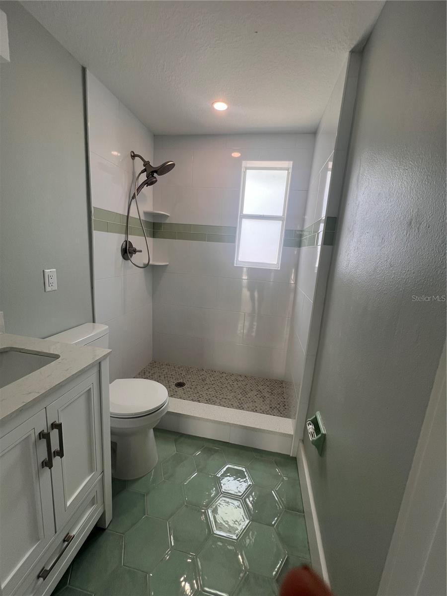 40 82ND AVE #Unit 3 — photo 14