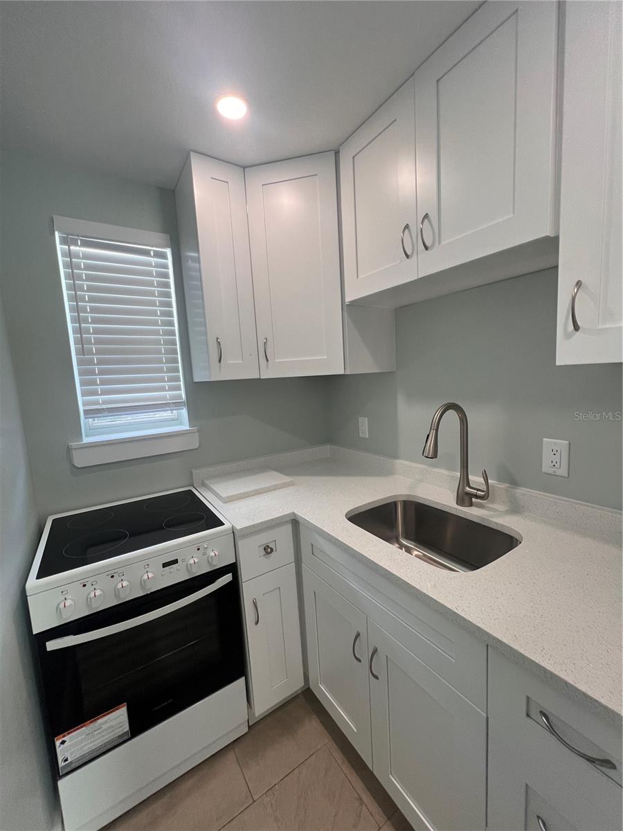40 82ND AVE #Unit 3 — photo 10