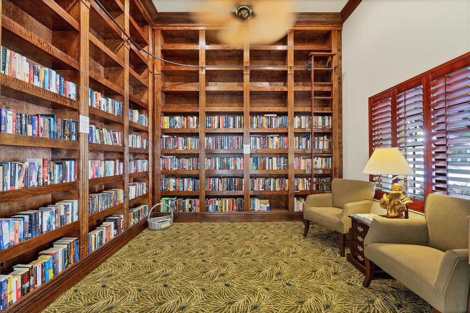 260 HIDDEN BAY DR #402 — photo 38