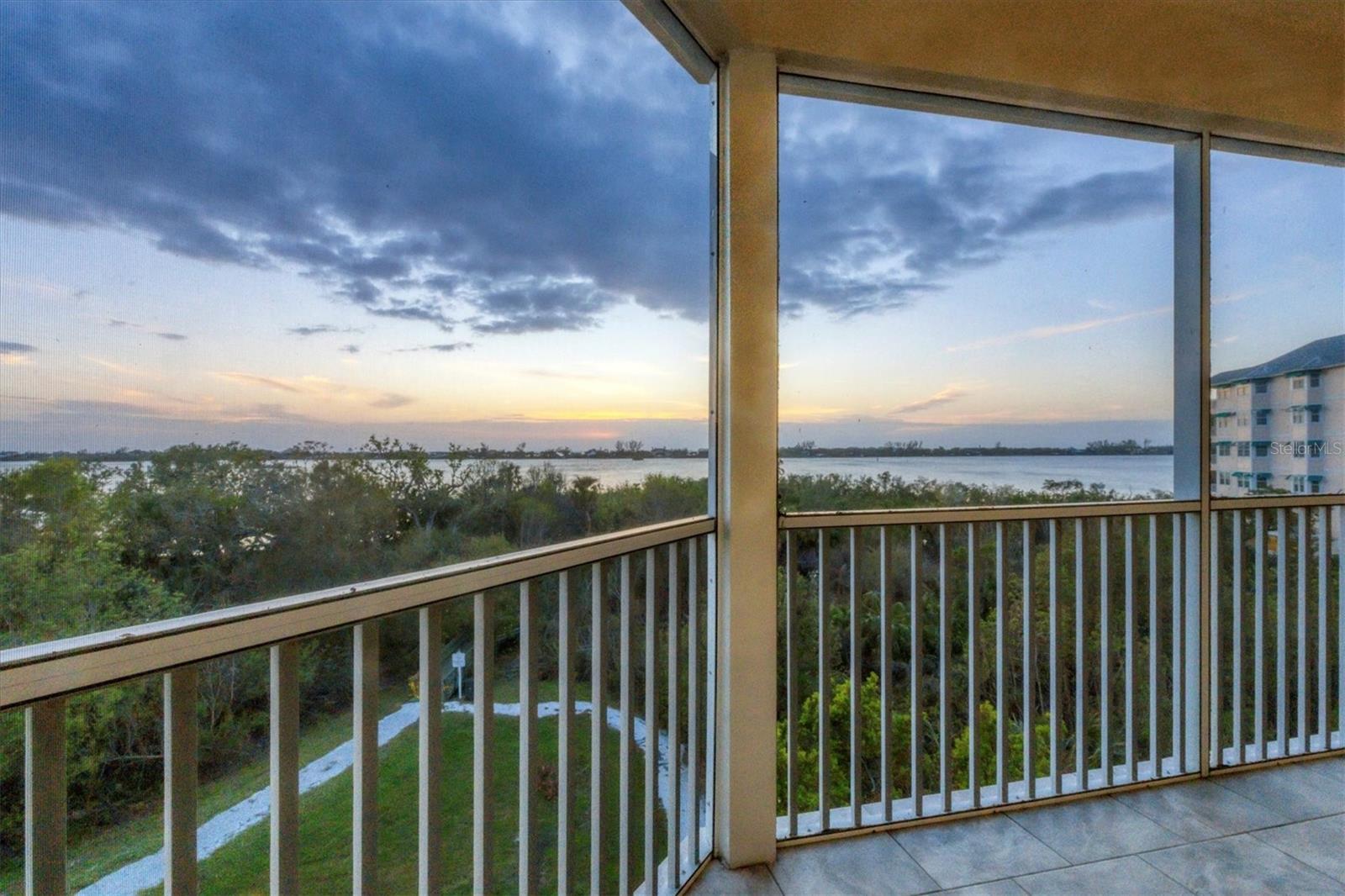 260 HIDDEN BAY DR #402 — photo 19