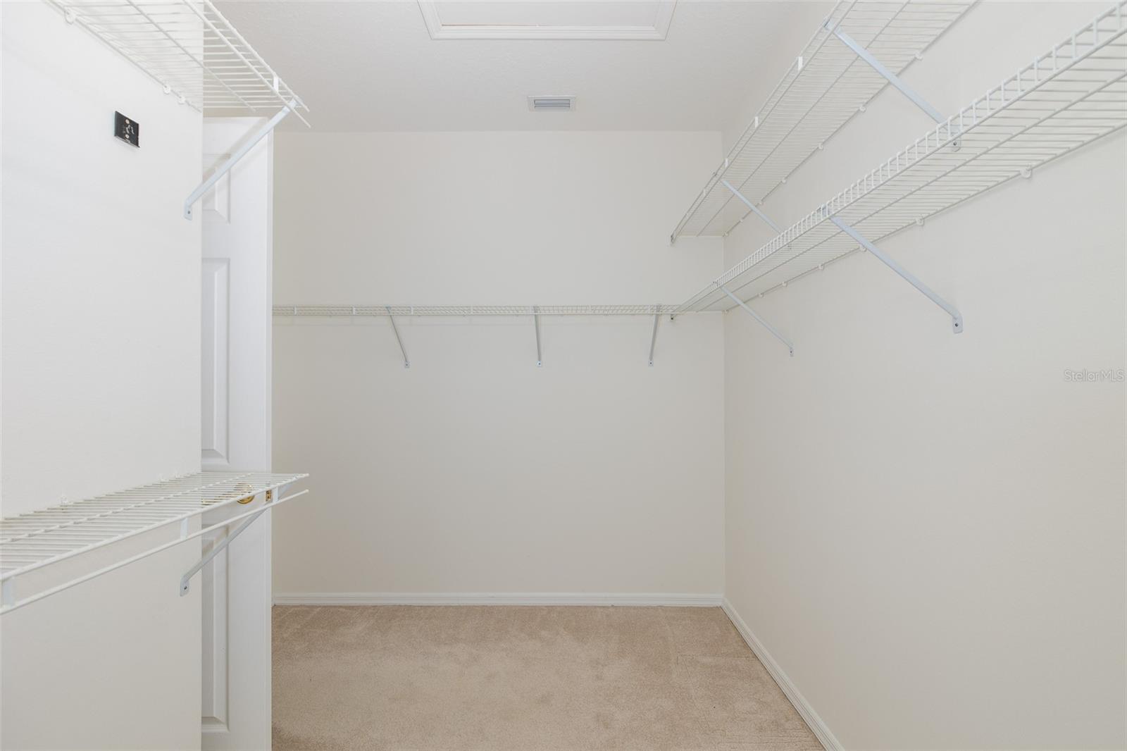 18822 MAJESTIC OAK CT — photo 30