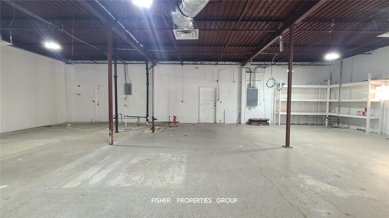 211-213 E DAVIS BLVD — photo 6