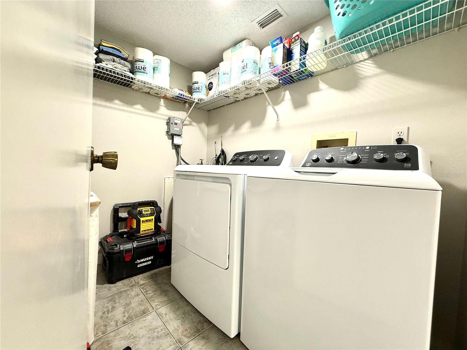 2816 COUNTRYBROOK DR #L16 — photo 24