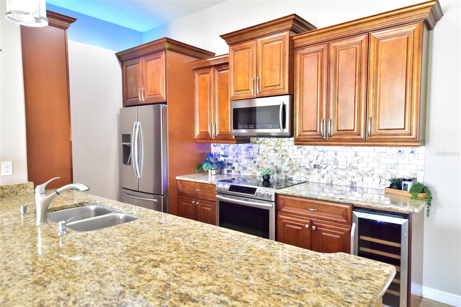 6420 BANYAN BLVD #303 — photo 5