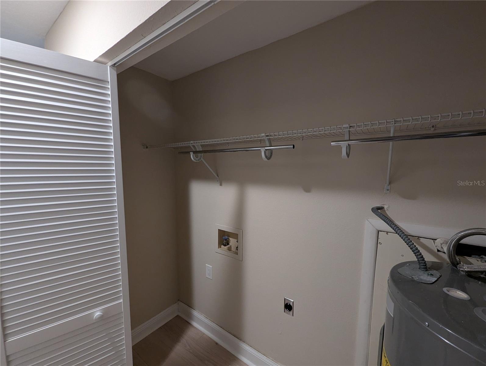1209 MOHRLAKE DR — photo 11
