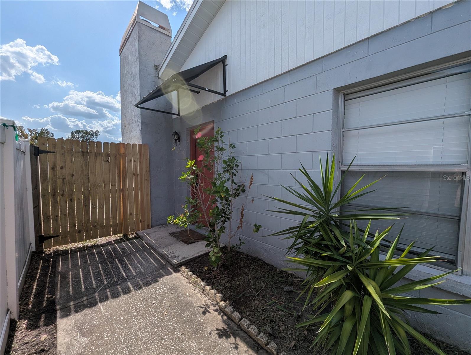 1209 MOHRLAKE DR — photo 2