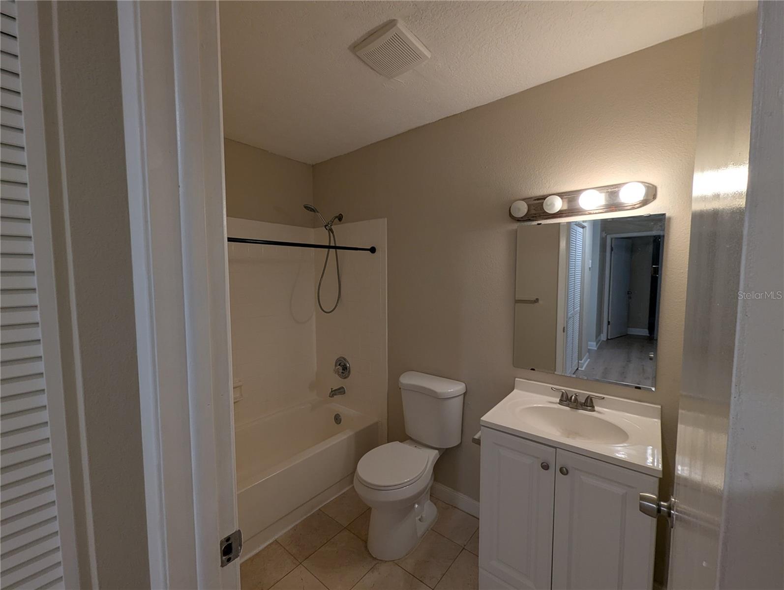 1209 MOHRLAKE DR — photo 12