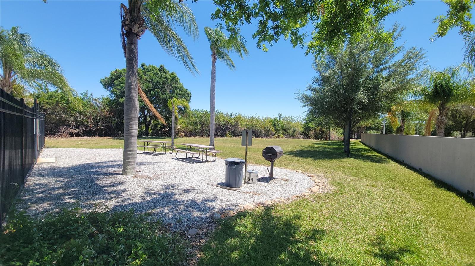 6235 BAYSIDE KEY DR — photo 15