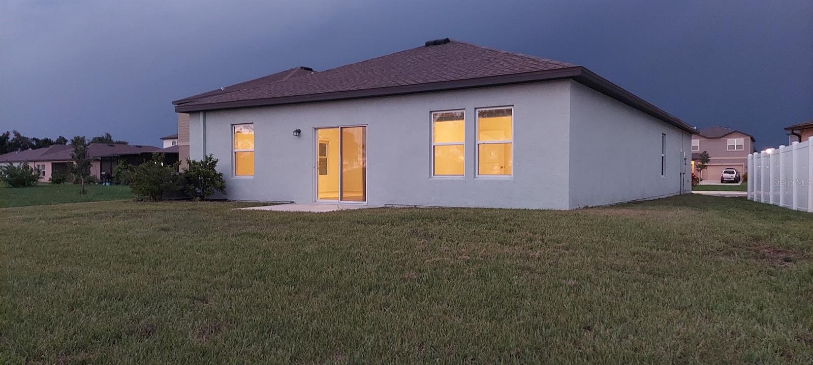 812 KINGS PINE CT — photo 8