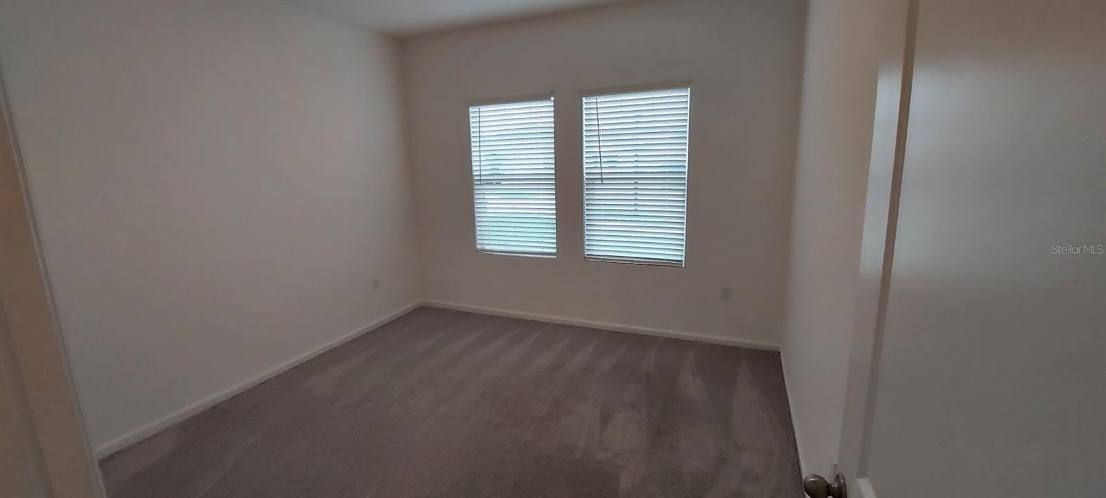 812 KINGS PINE CT — photo 18