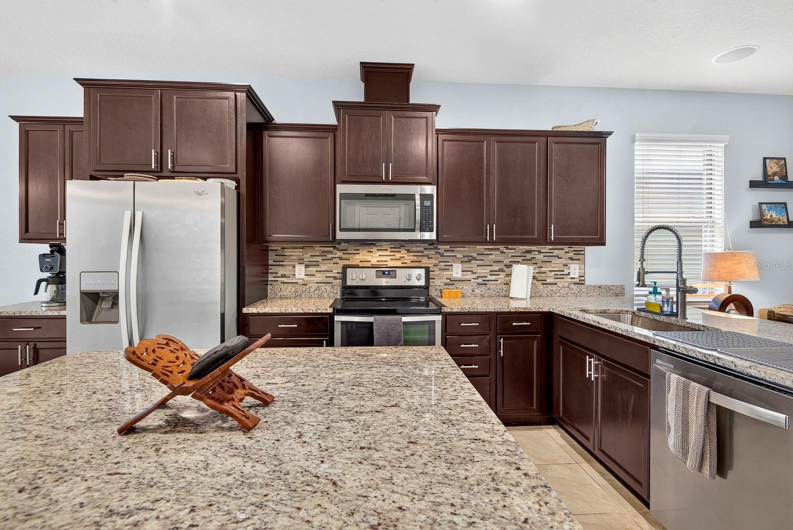 1407 CUSTER BAYOU ST — photo 15