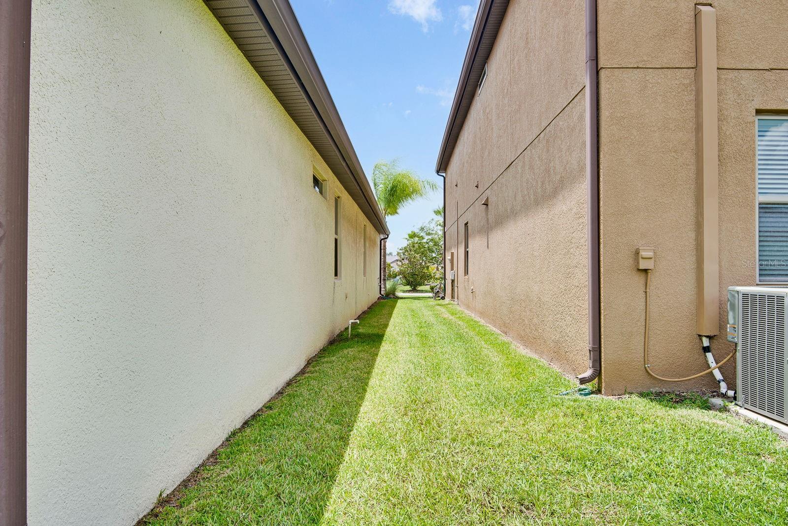 1407 CUSTER BAYOU ST — photo 47