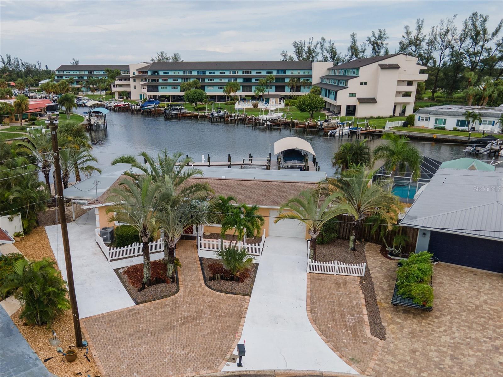 4223 ROYAL PALM DR — photo 44