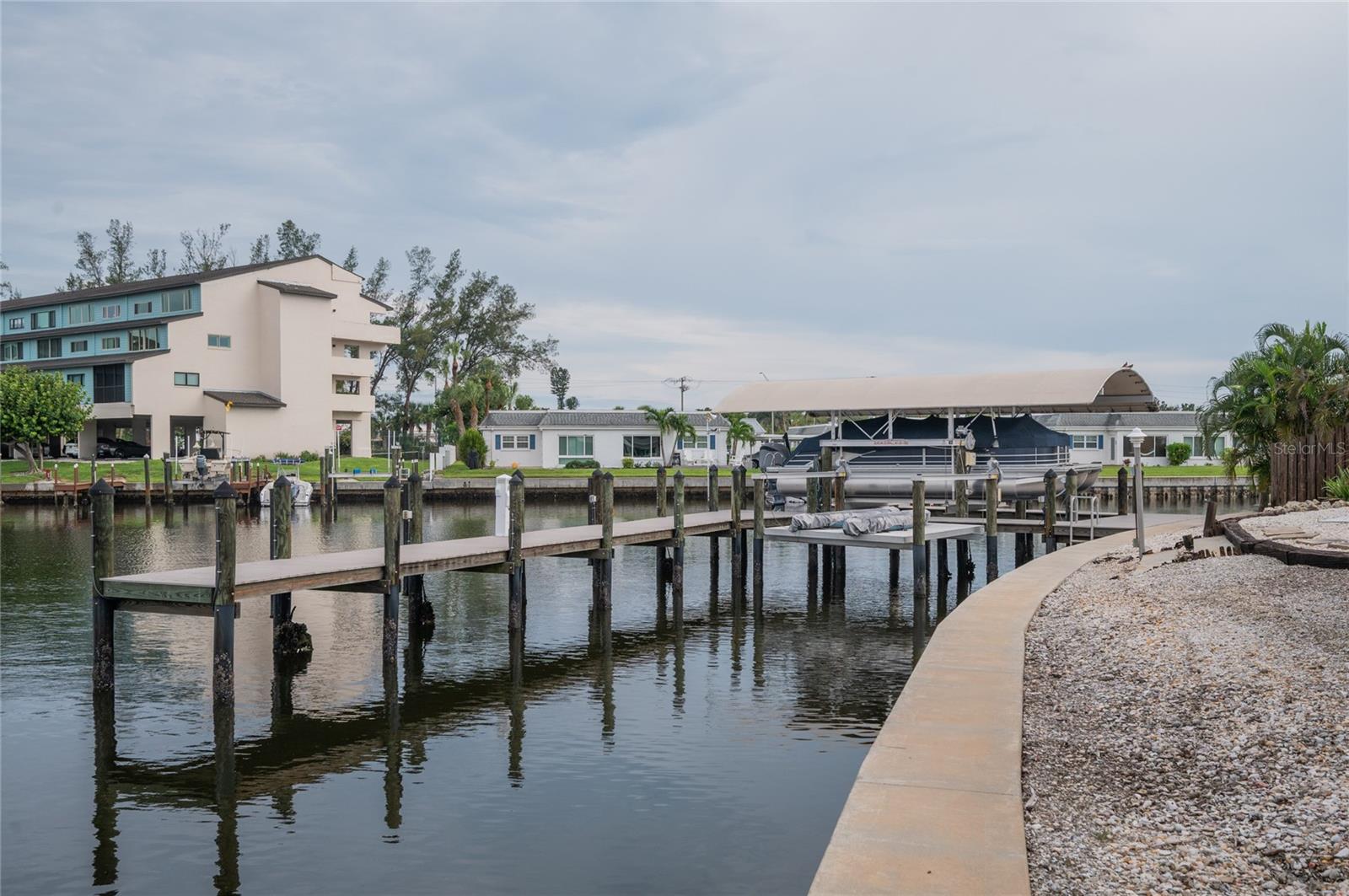4223 ROYAL PALM DR — photo 40