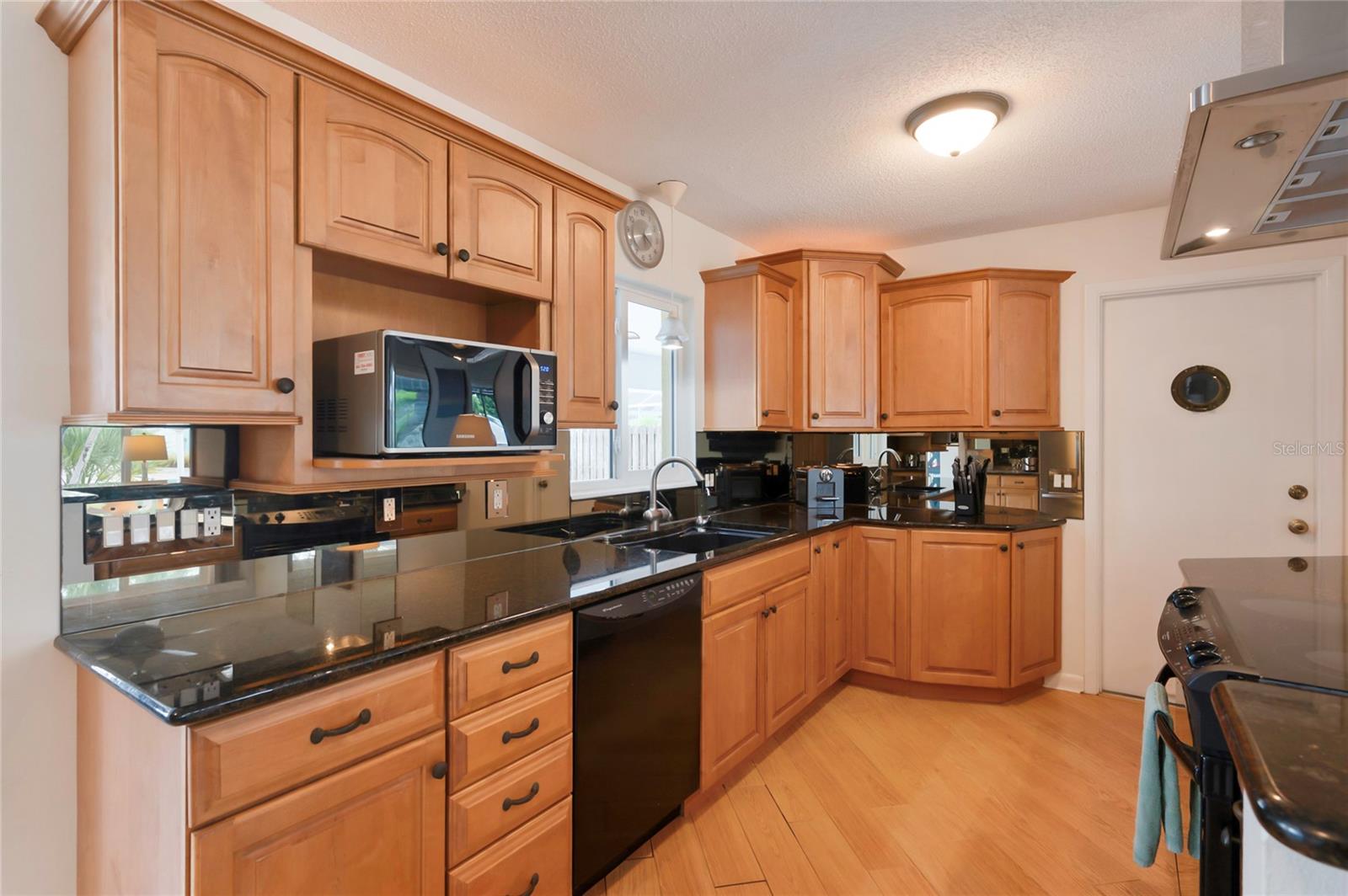 4223 ROYAL PALM DR — photo 16