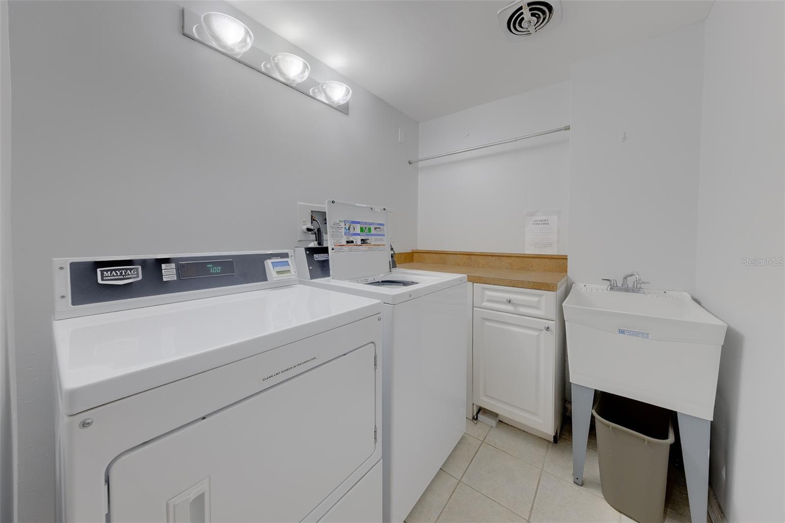17920 GULF BLVD #1808 — photo 31