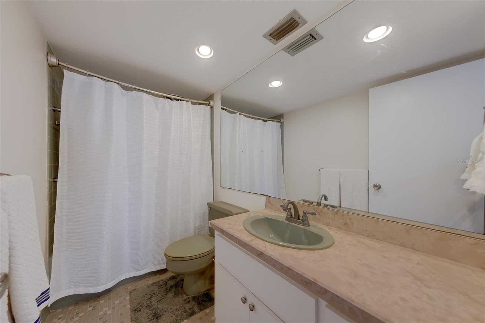 17920 GULF BLVD #1808 — photo 18