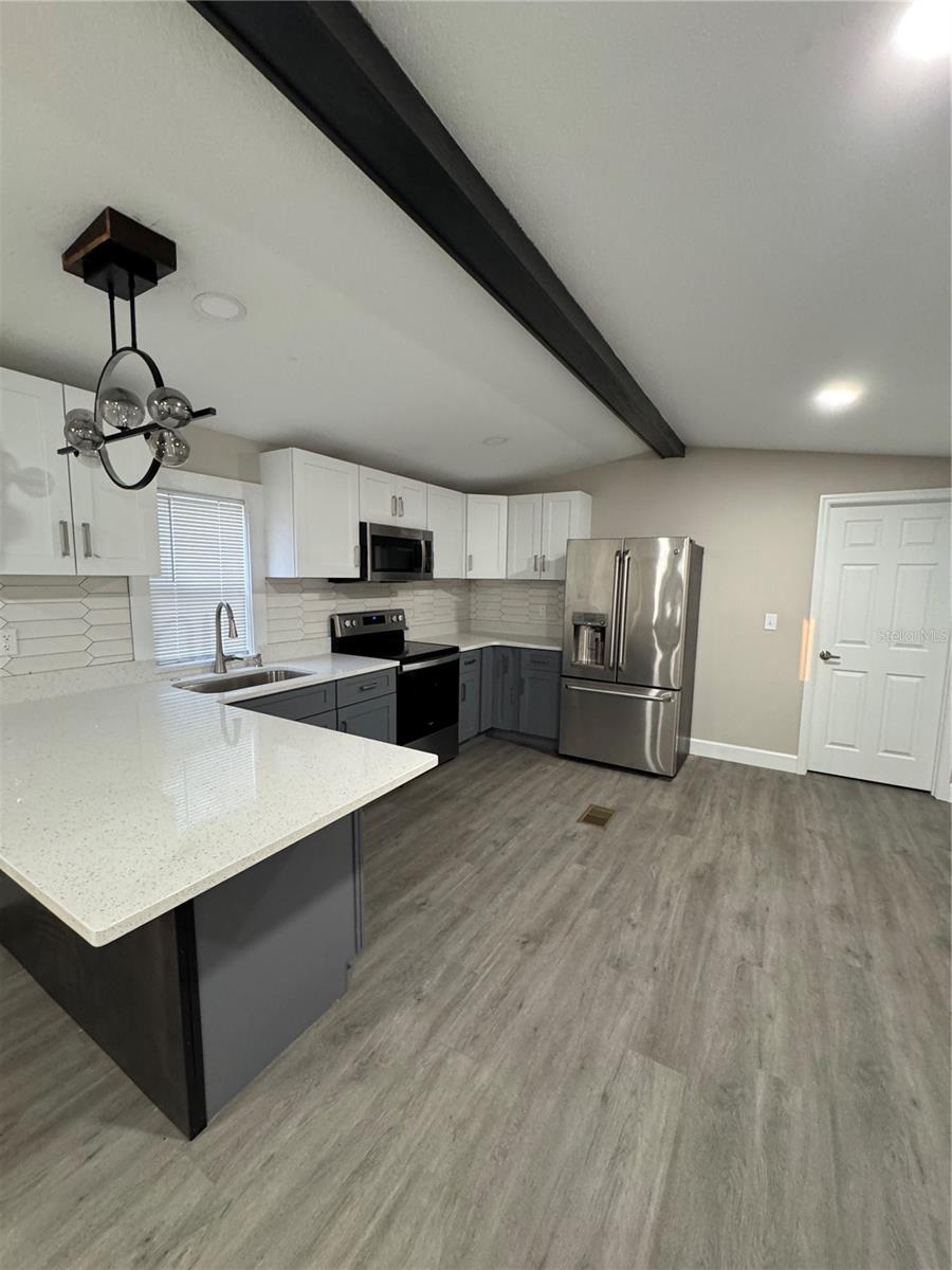 1119 N PARSONS AVE — photo 10