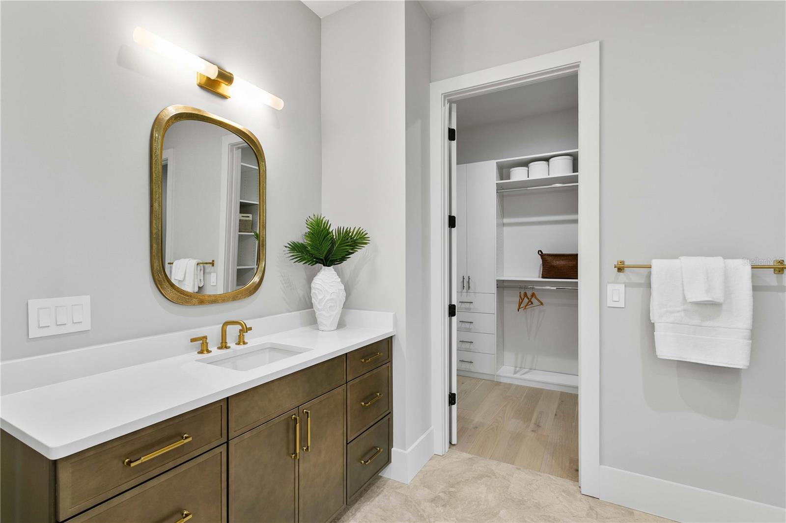5003 W POE AVE — photo 54