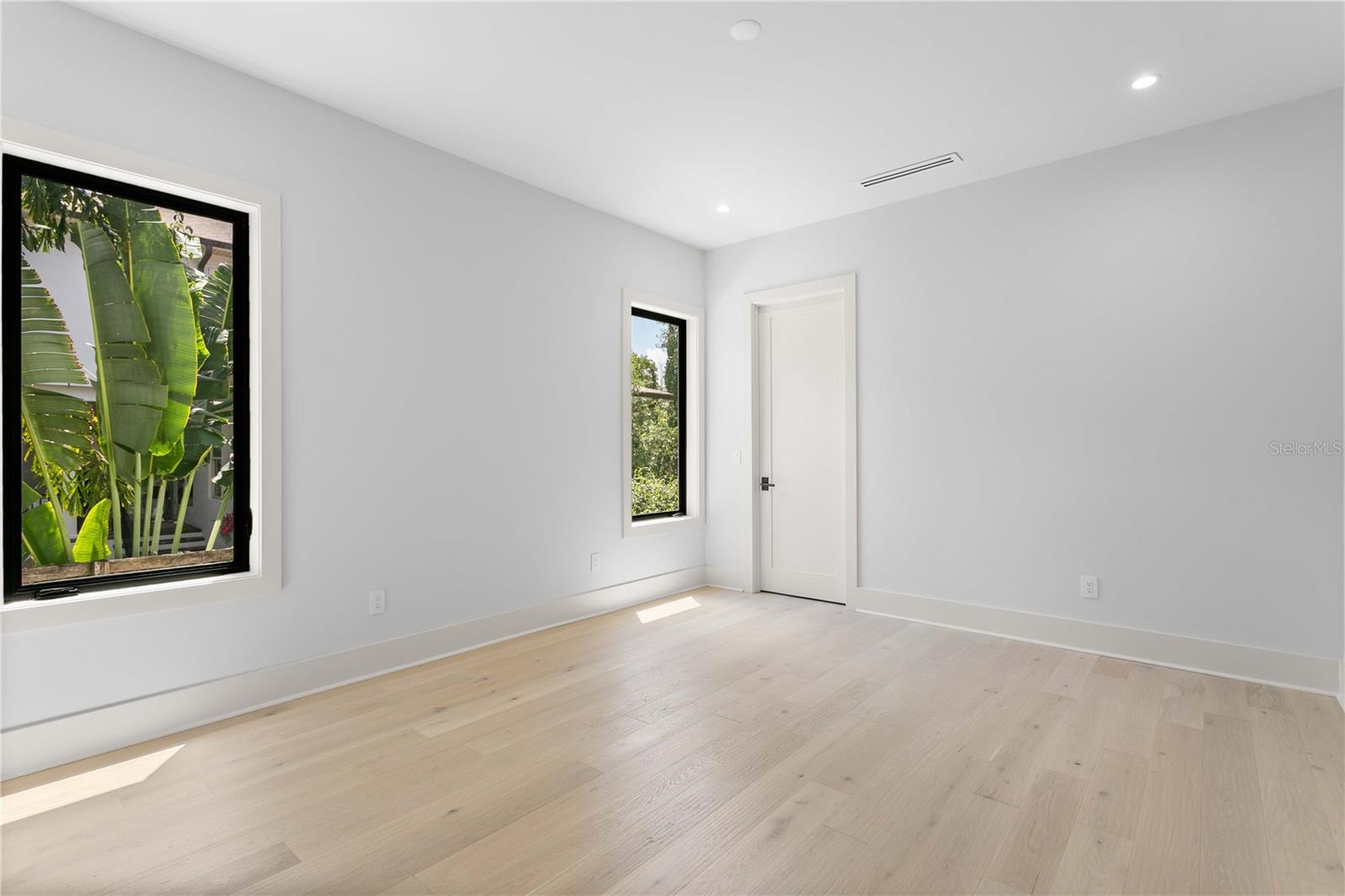 5003 W POE AVE — photo 43