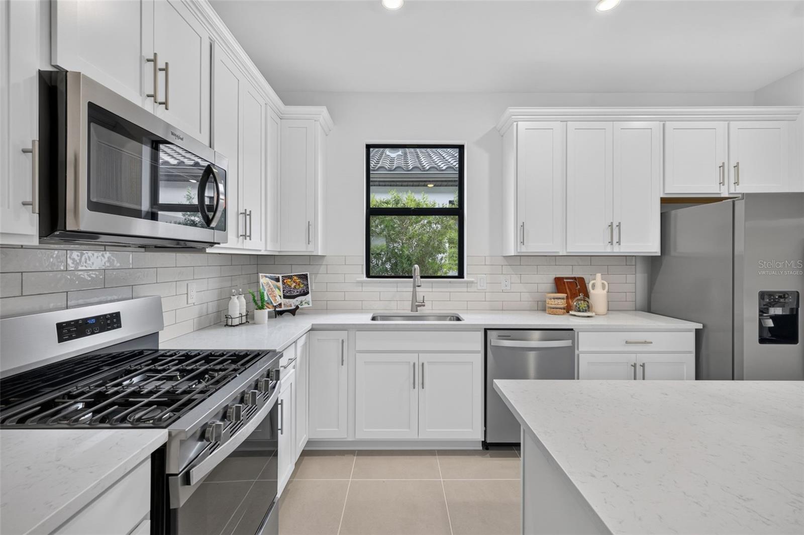 4695 BLUE STAR CT — photo 9