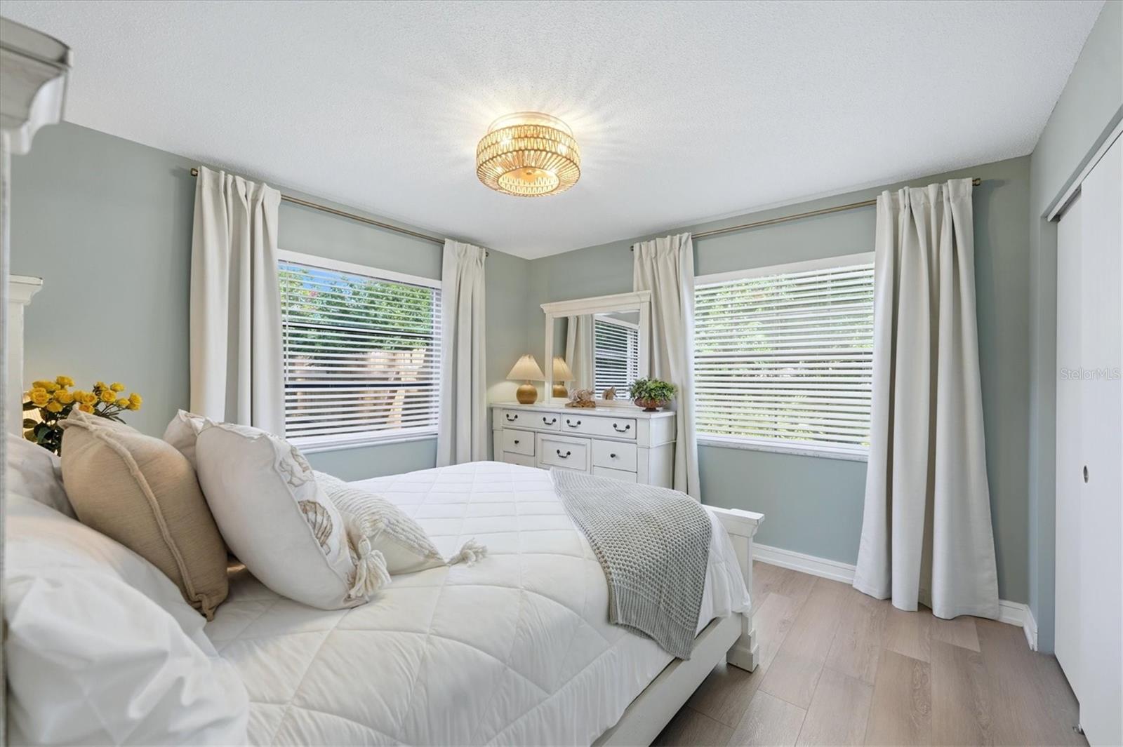 2428 WHIPPOORWILL CIR — photo 29