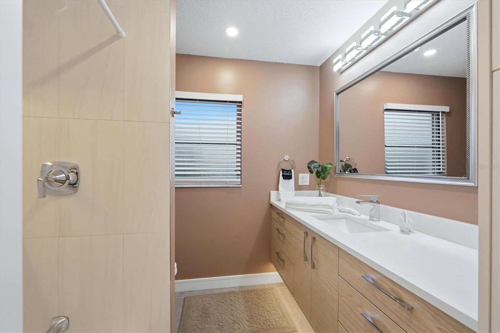 2428 WHIPPOORWILL CIR — photo 26