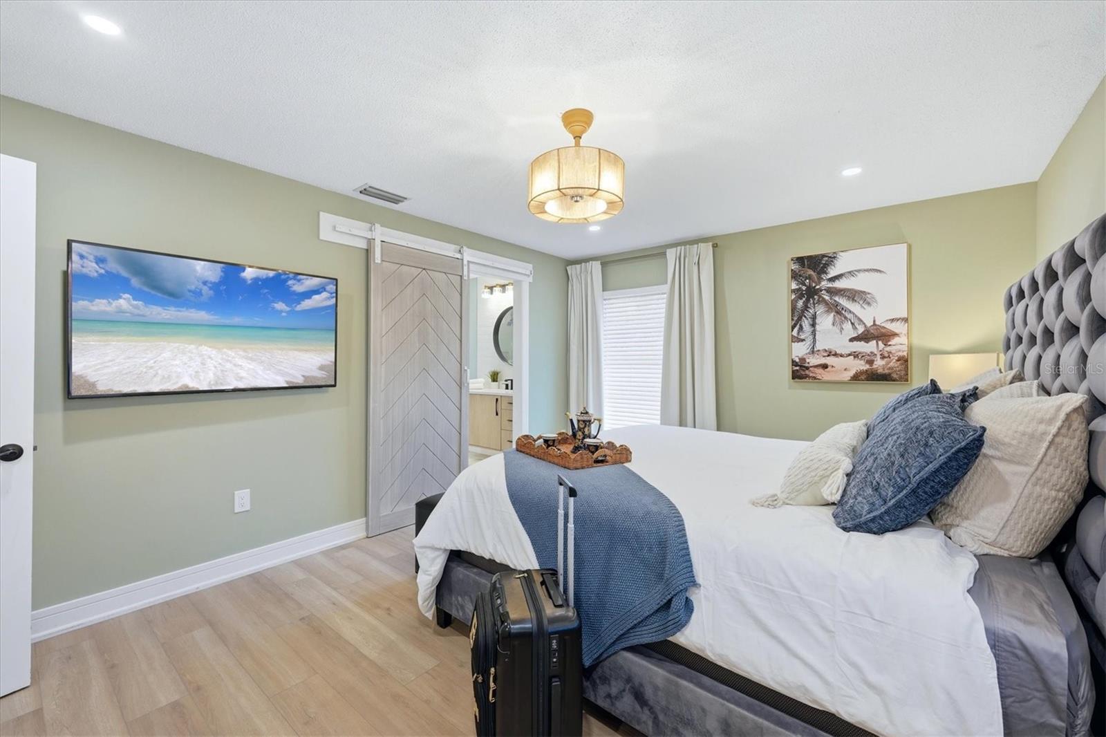 2428 WHIPPOORWILL CIR — photo 33