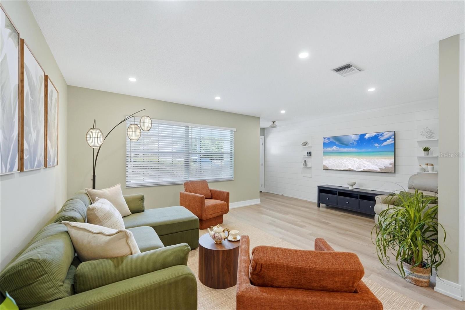 2428 WHIPPOORWILL CIR — photo 6