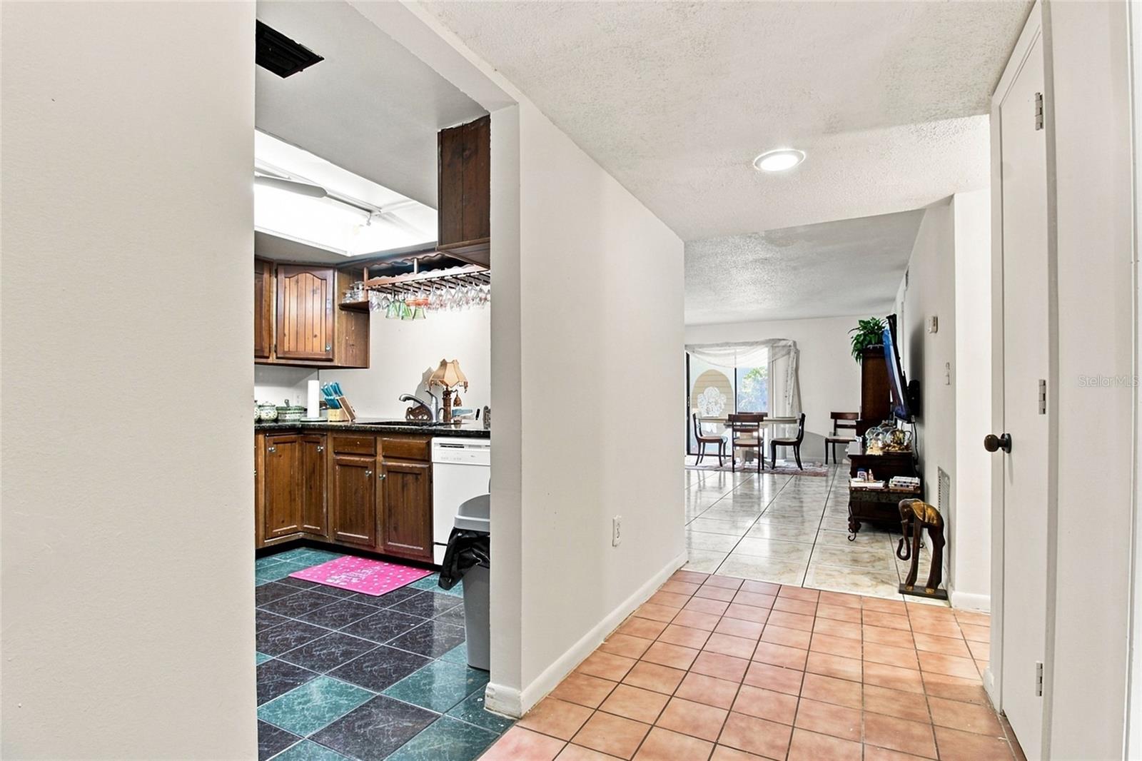 7104 KIRSCH CT #3 — photo 3